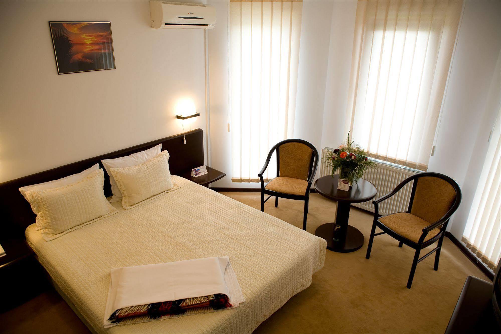 Rubin Hotel Sibiu Exterior foto